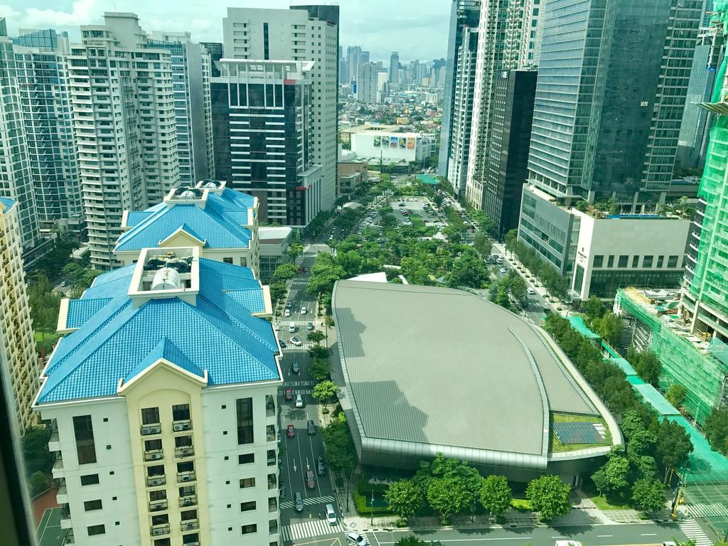 Forbestown Place At The Fort Bgc Тагуиг Екстериор снимка